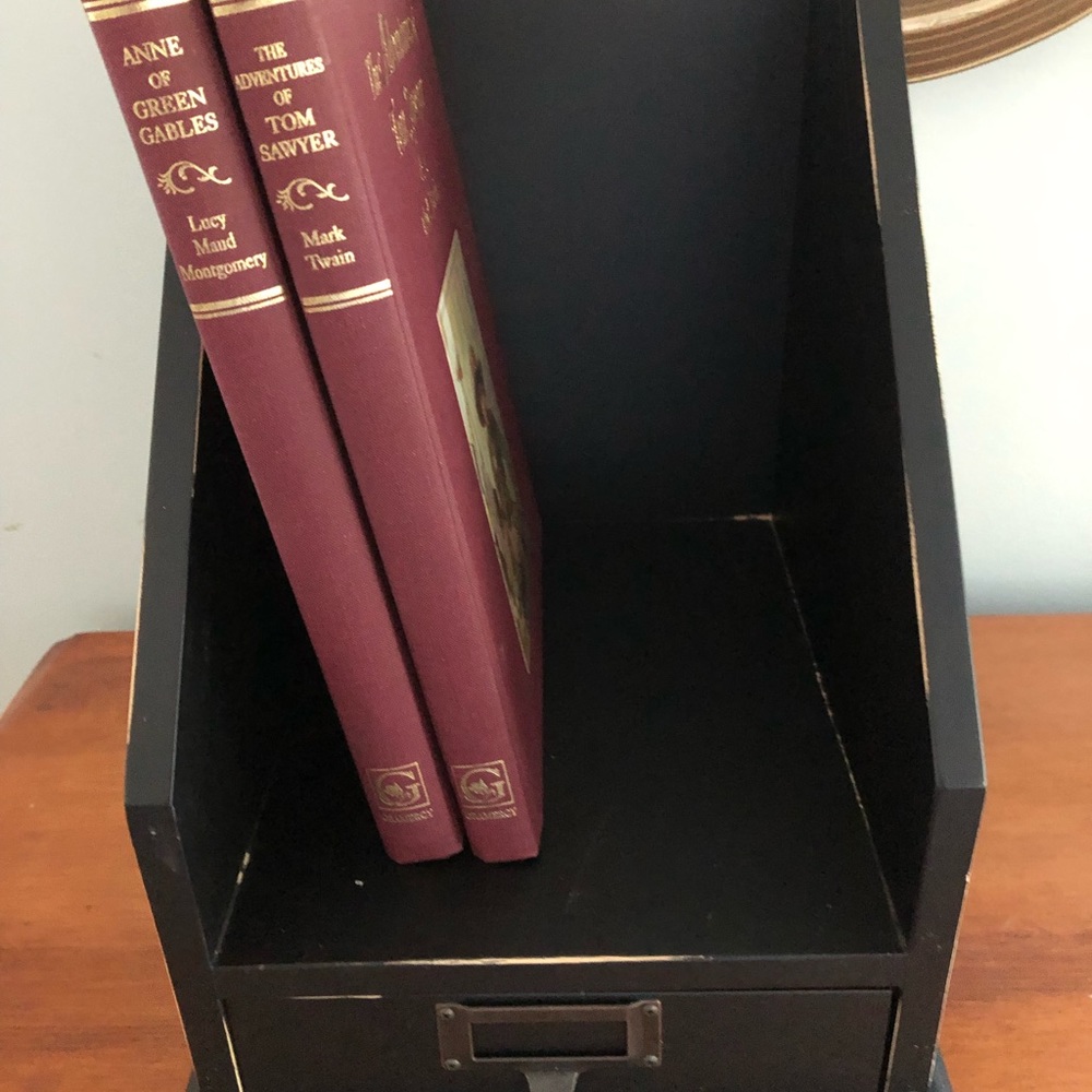 EUC Black (w/slight distress) Office Organizer - Picture 4 of 12
